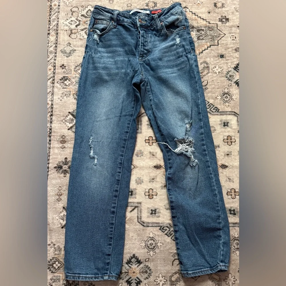 Celebrity Pink‎ Blue Distressed Ankle Jeans